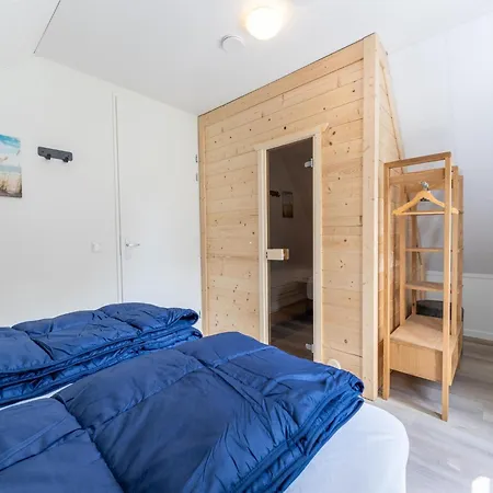 New With Sauna Near The Water