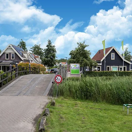 Holiday home New With Sauna Near The Water Simonshaven